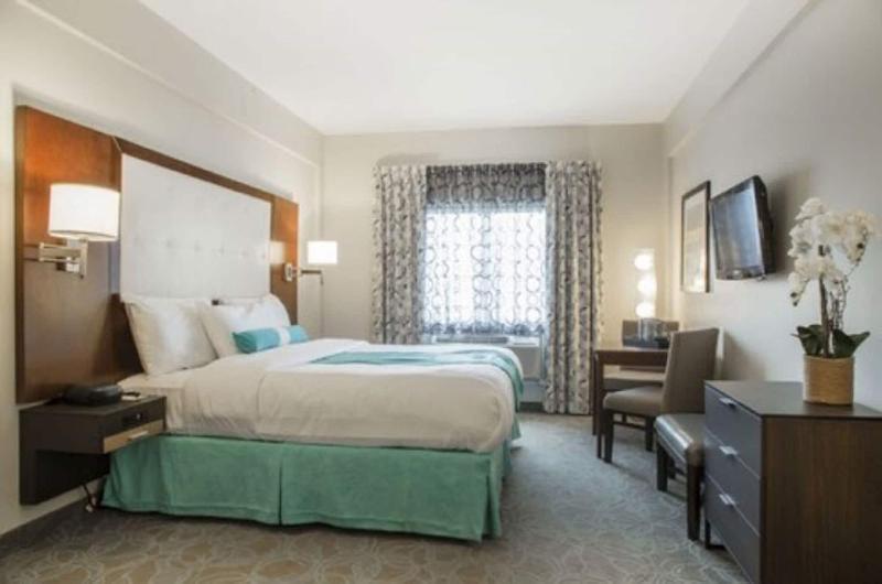 Aqua Blue Hotel 내러갠섯 외부 사진